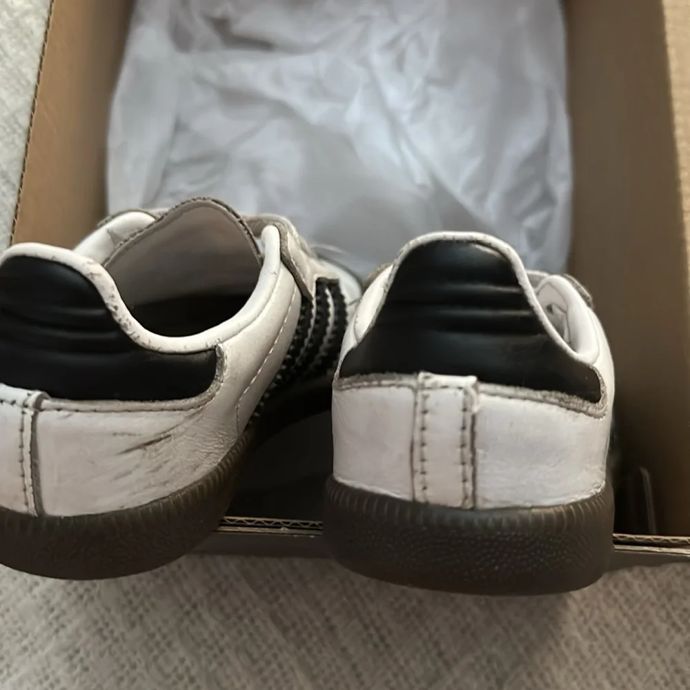 Kids Adidas | Samba OG Shoes | 7K - Picture 11 of 16